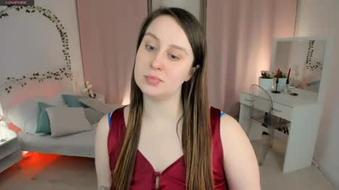 Camilla online show from February 10, 2025, 5:52 pm