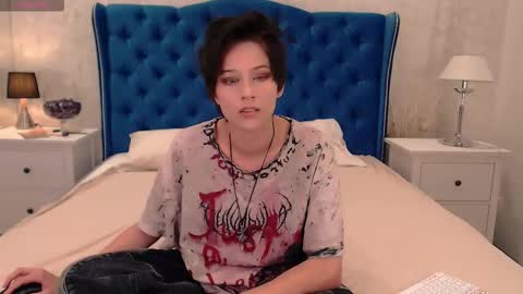 Via online show from October 5, 2025, 1:31 pm