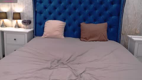 Via online show from November 5, 2025, 9:20 am