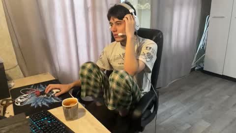 vialeras online show from October 10, 2025, 5:17 am