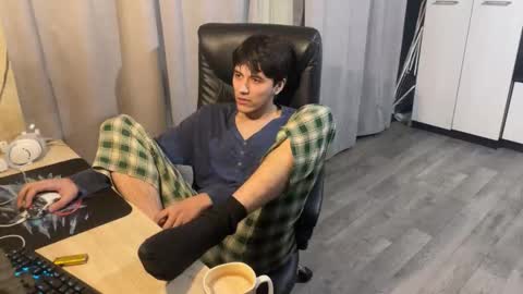 vialeras online show from November 11, 2025, 7:25 pm