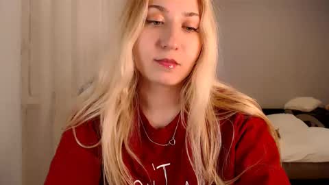 Amelia online show from March 10, 2025, 8:34 pm