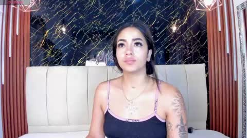 Snapshot of vichy_evans chatting on June 23, 2026, 12:36 pm Vichy Everyday From 1400 to 2130 Col Time online show from June 23, 2026, 12:36 pm