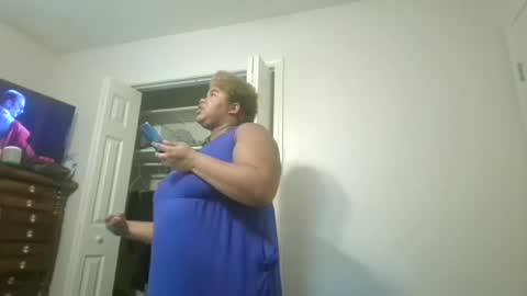 vickiryder56 online show from November 21, 2025, 5:00 pm