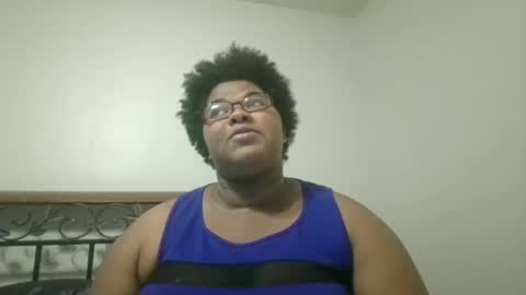 Snapshot of vickiryder56 chatting on May 13, 2026, 2:20 am vickiryder56 online show from May 13, 2026, 2:20 am