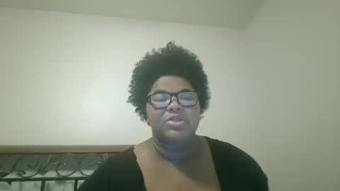 Snapshot of vickiryder56 chatting on May 19, 2026, 3:02 am vickiryder56 online show from May 19, 2026, 3:02 am