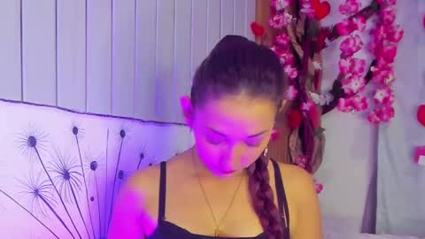 Vicky online show from March 7, 2025, 9:07 am