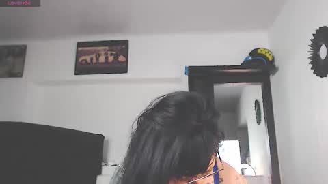 Vicky  online show from February 26, 2026, 11:09 am