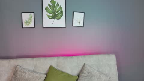 Amy online show from April 12, 2026, 2:55 pm