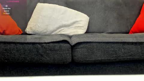 vickybloomx online show from November 5, 2025, 6:57 am