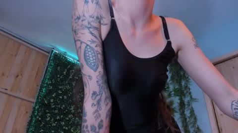 Victoria   online show from March 30, 2026, 12:22 am