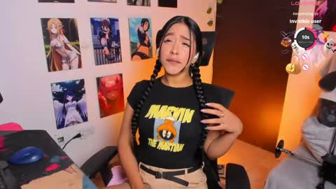 Snapshot of vickysth1 chatting on May 19, 2026, 11:11 pm VICTORIA 3 online show from May 19, 2026, 11:11 pm