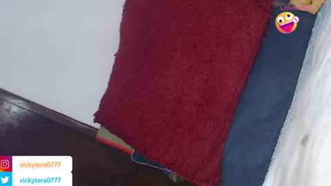 vickytera777 online show from February 2, 2025, 7:57 pm