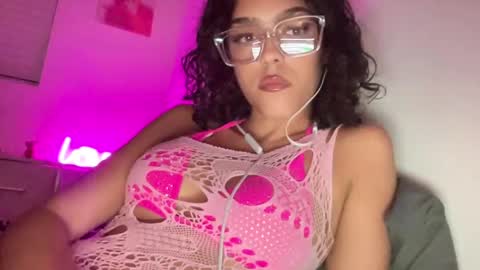 Goddess Victory  online show from February 19, 2025, 4:23 am