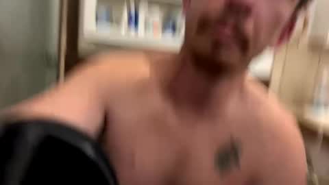 vicrobertson595 online show from September 11, 2025, 6:24 am