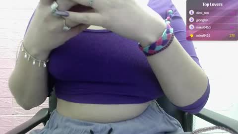 Snapshot of victoreiya chatting on February 17, 2025, 6:37 pm Victoreiya online show from February 17, 2025, 6:37 pm