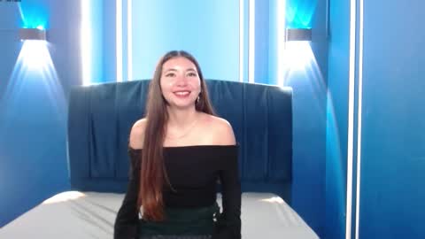 Victoria  online show from November 9, 2025, 5:39 am