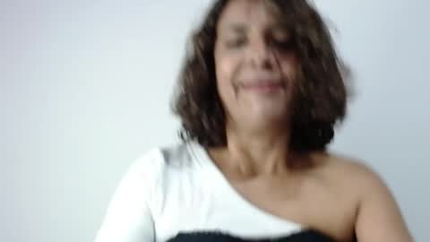 Snapshot of victoria25_meester chatting on April 15, 2026, 7:58 pm Hi guys Im victoria Be the one who can control me in PVT online show from April 15, 2026, 7:58 pm