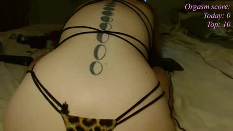 Victoria97 online show from October 16, 2025, 5:47 pm