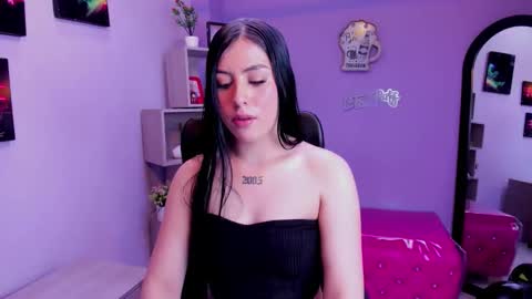 Victoria online show from November 24, 2025, 6:07 pm