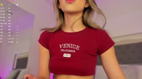         online show from December 5, 2024, 12:11 pm