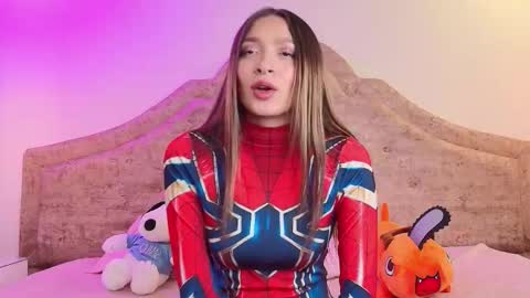  Victoria for you  online show from October 11, 2025, 4:01 am