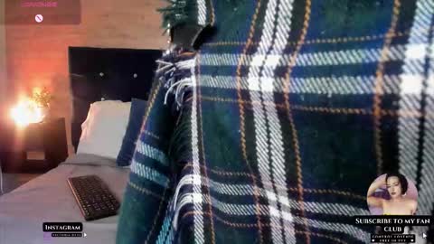 Victoria online show from October 22, 2025, 10:20 pm