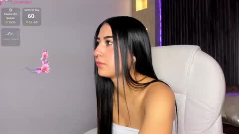 victoria_carper online show from September 23, 2025, 3:04 pm