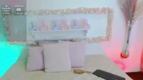 victoria_cherry_ online show from October 6, 2025, 11:40 am