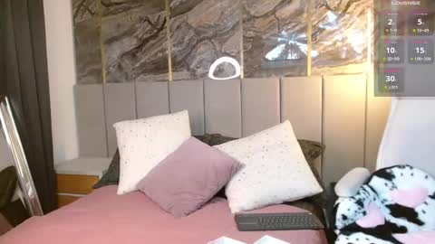 Victoria Collins online show from March 6, 2025, 8:05 pm