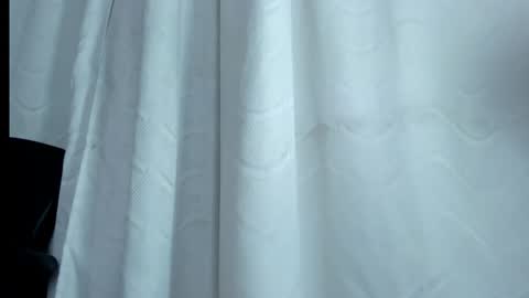 valentina online show from October 6, 2025, 11:40 am