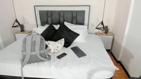 valentina online show from November 29, 2025, 11:02 am