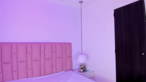 valentina online show from January 11, 2026, 12:10 pm