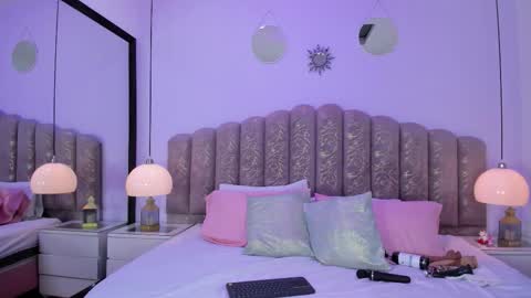 Snapshot of victoria_cooper3 chatting on February 2, 2026, 12:15 pm valentina online show from February 2, 2026, 12:15 pm