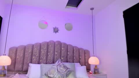 Snapshot of victoria_cooper3 chatting on February 23, 2026, 12:13 pm valentina online show from February 23, 2026, 12:13 pm