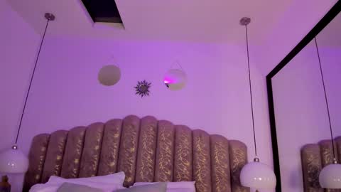 Snapshot of victoria_cooper3 chatting on March 2, 2026, 12:01 pm valentina online show from March 2, 2026, 12:01 pm