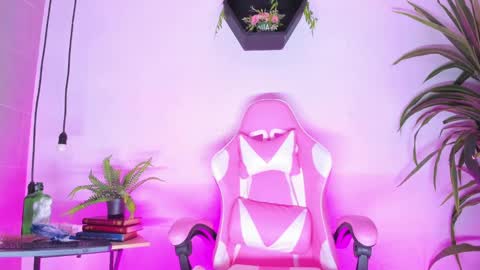 Victoria  online show from February 22, 2025, 11:46 pm