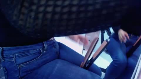 Victoria online show from October 22, 2025, 1:00 pm