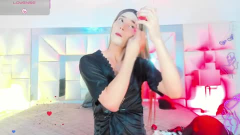 Victoria online show from April 11, 2026, 7:29 pm