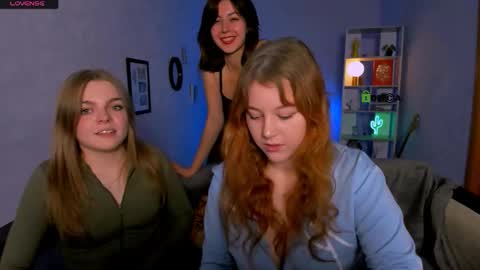 Snapshot of victoria_pretty_ chatting on October 16, 2025, 8:21 pm Victoria online show from October 16, 2025, 8:21 pm