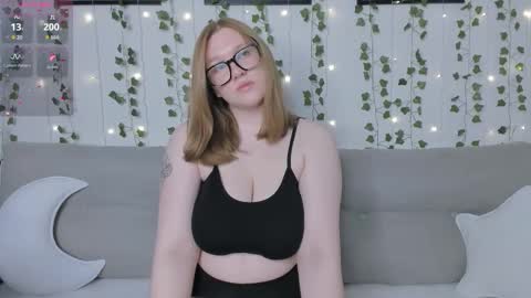 Jessie online show from November 1, 2025, 11:23 am