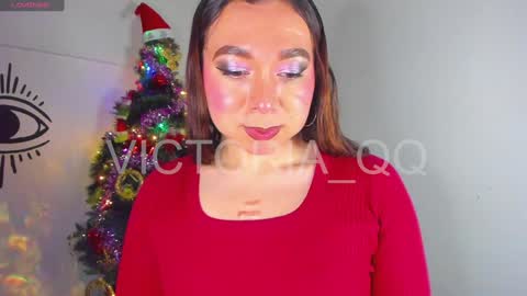 D A N I online show from December 19, 2024, 4:13 am