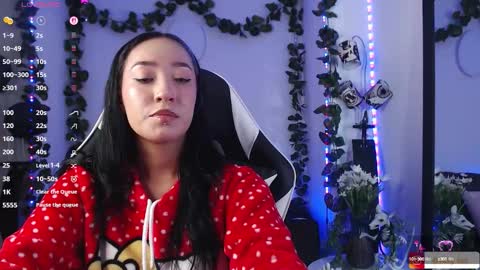 Victoria  online show from October 8, 2025, 4:32 am