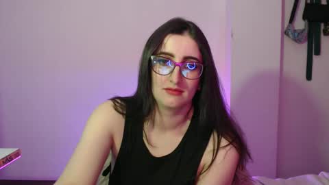 Victoria online show from September 26, 2025, 8:46 pm