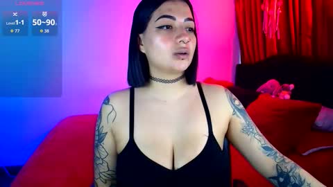 Snapshot of victoria_vox chatting on October 28, 2025, 6:32 pm Victoria online show from October 28, 2025, 6:32 pm