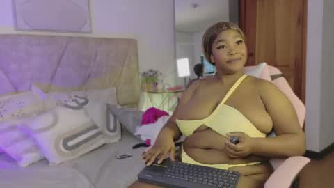 Snapshot of victoria_withmore chatting on April 30, 2026, 1:06 pm Victoria online show from April 30, 2026, 1:06 pm