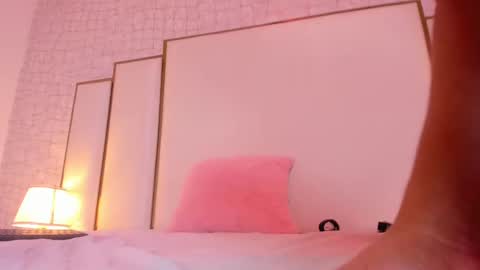 Victoria Sofia online show from February 11, 2025, 9:09 am