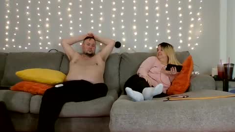 Victoria and Jesse online show from December 11, 2024, 12:34 pm