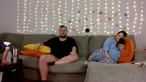 Victoria and Jesse online show from December 14, 2024, 5:07 am