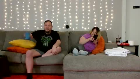 Victoria and Jesse online show from December 26, 2024, 7:24 am